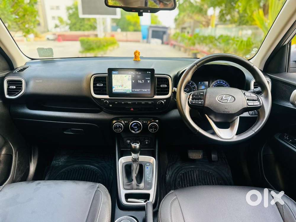 Hyundai Venue 1.0 Sx (o) Turbo Dct, 2019, Petrol