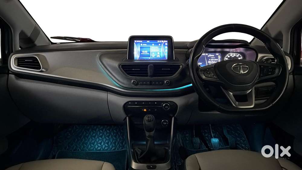 Tata Altroz Xz, 2021, Petrol