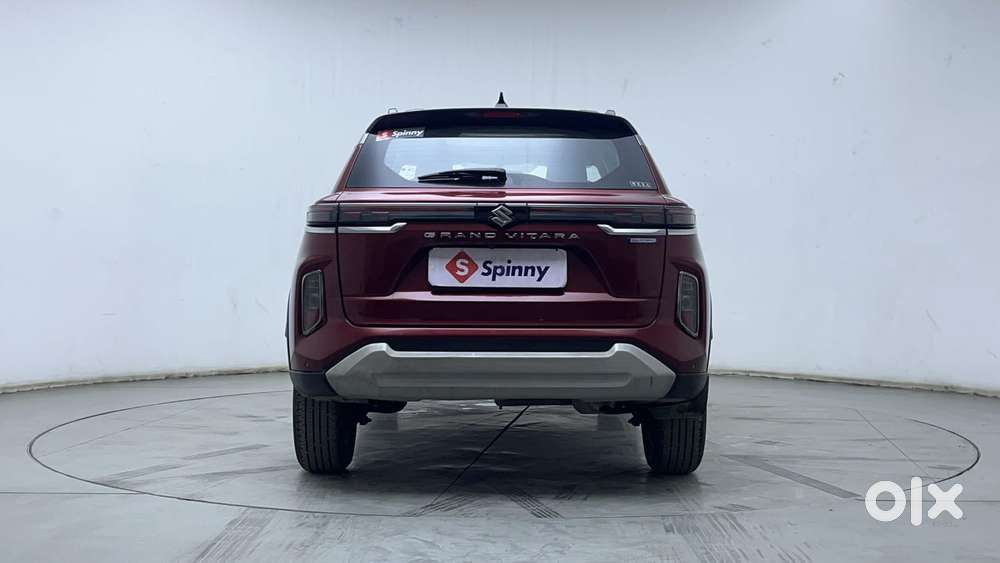 Maruti Suzuki Grand Vitara 1.5 Alpha Smart Hybrid Dual Tone, 2023, P..