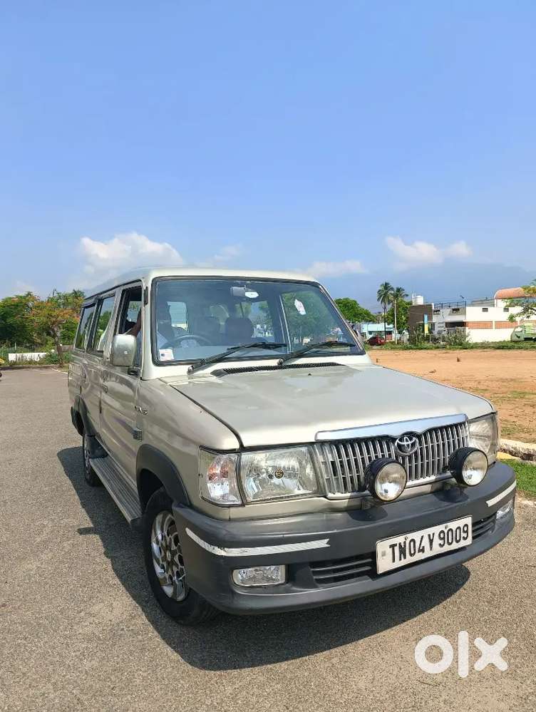 Toyota Qualis 2002 Diesel,power Window- Full Option - Well Maintained
