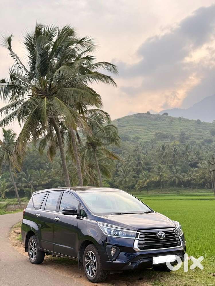 Toyota Innova Crysta 2022 Diesel 41000 Km Driven