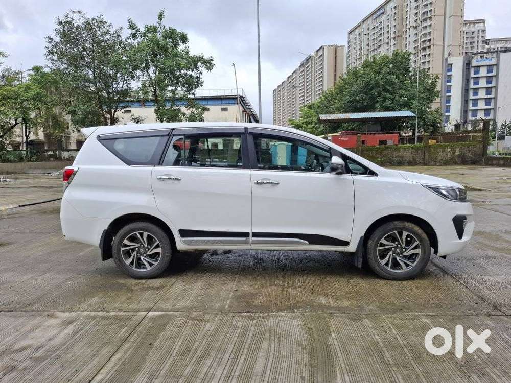 Toyota Innova Crysta 2.4 V 7 Str, 2022, Diesel