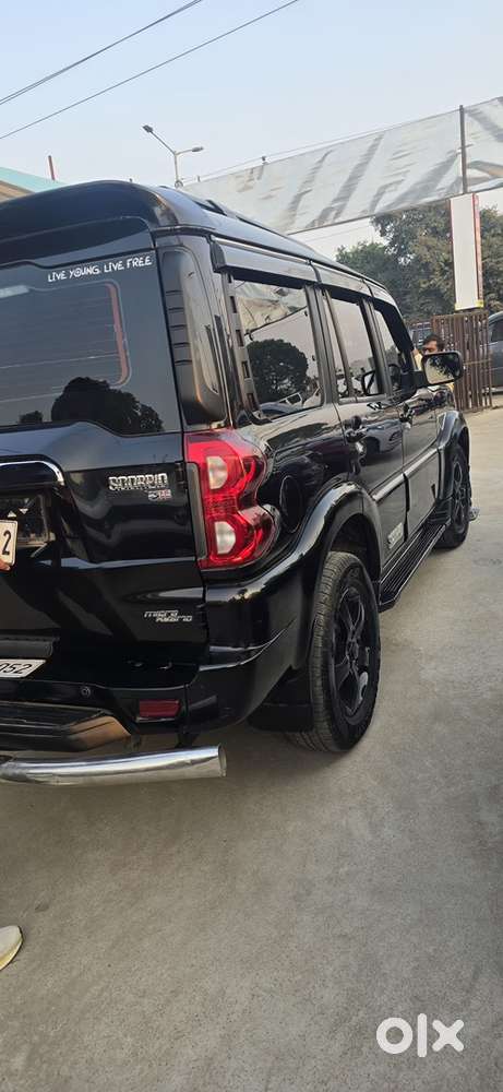 Mahindra Scorpio Diesel Manual 2021