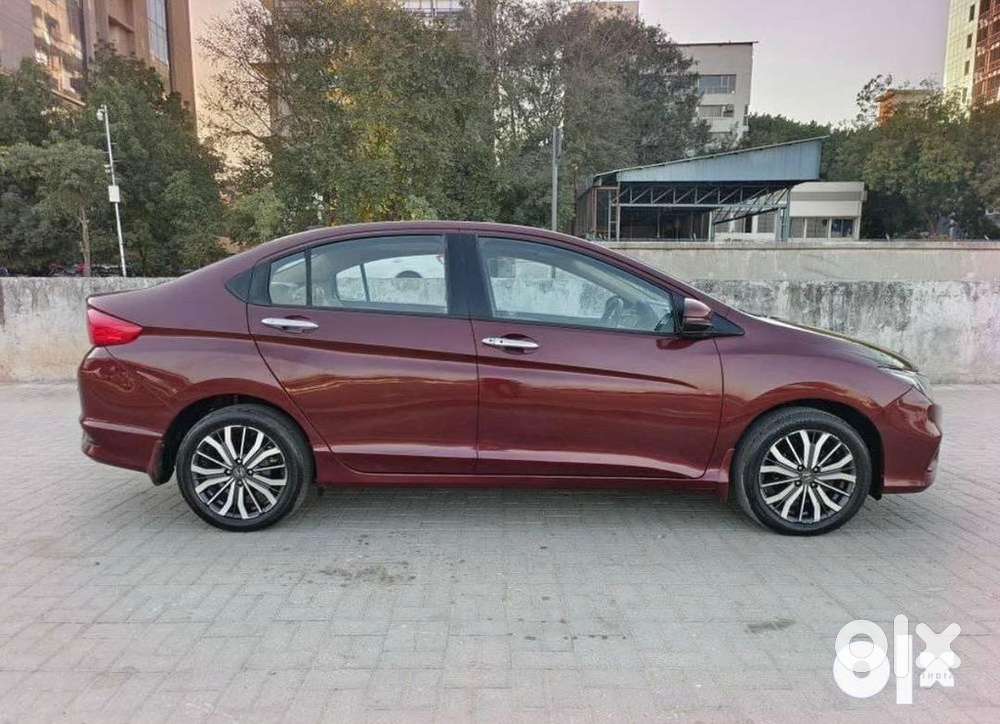Honda Automatic Petrol 2018 With Sunroof