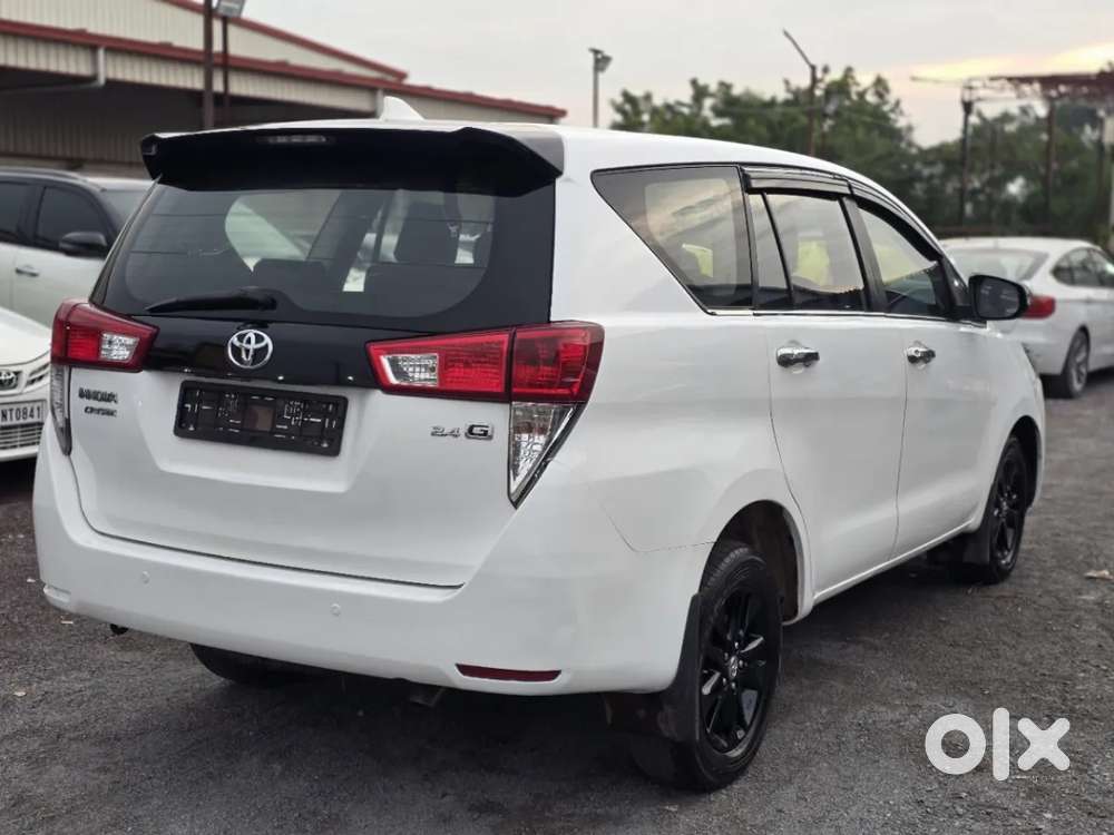 Toyota Innova Crysta 2.4 G Mt 7 Str, 2018, Diesel