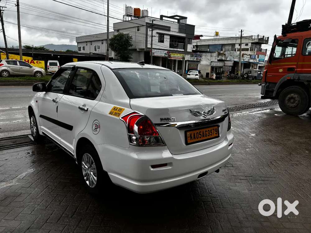 Maruti Suzuki Dzire Tour 2017