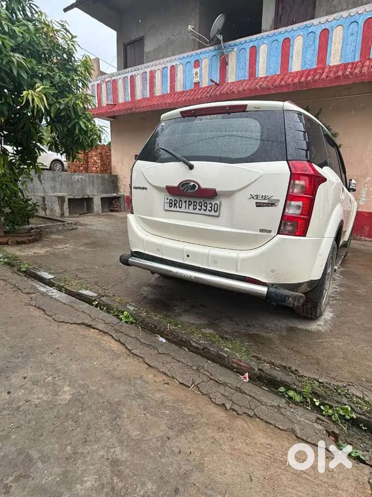 Mahindra Xuv500 2014 Diesel 64701 Km Driven