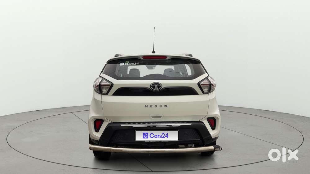 Tata Nexon 1.2 Revotron Xm (s), 2022, Petrol