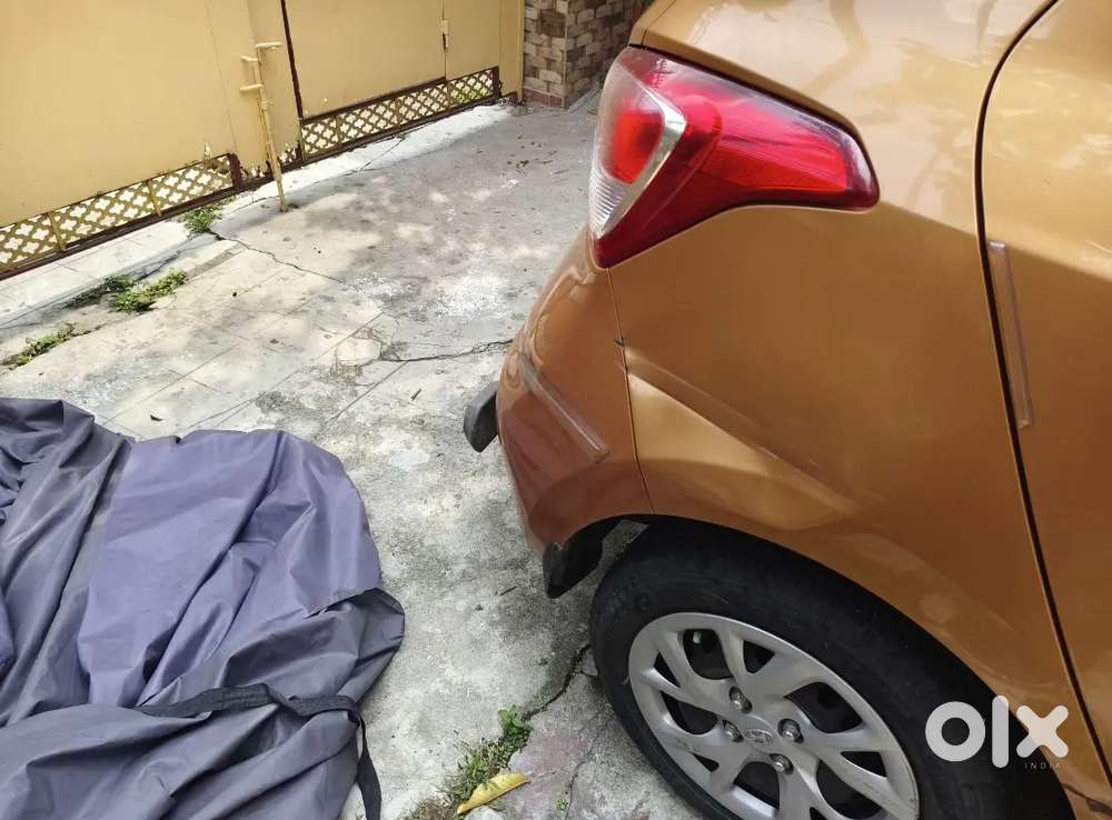 Hyundai Grand I10 2017 Petrol 7500 Km Driven