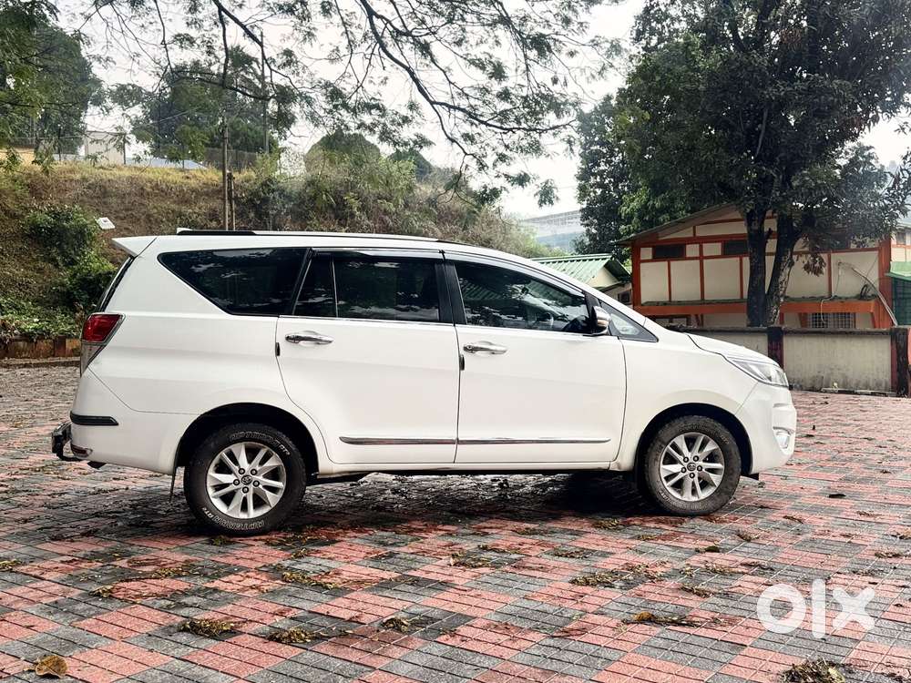 Toyota Innova Crysta 2.4 G Mt, 2019, Diesel