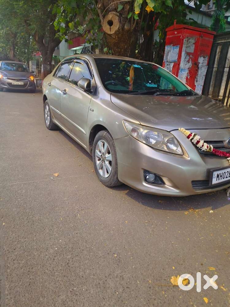Toyota Corolla Altis 2010