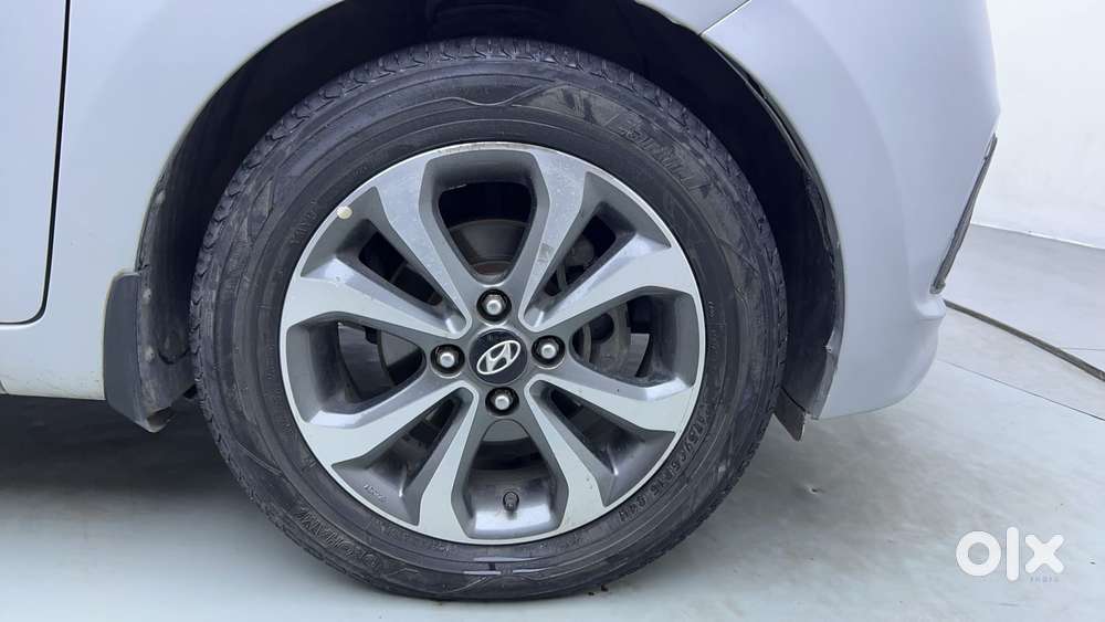 Hyundai Xcent [2017-2020] 1.2 Sx At (o), 2015, Petrol
