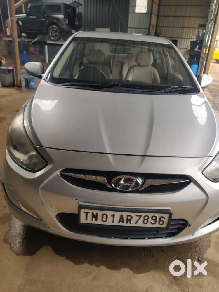 Hyundai Verna Sx Petrol 2012