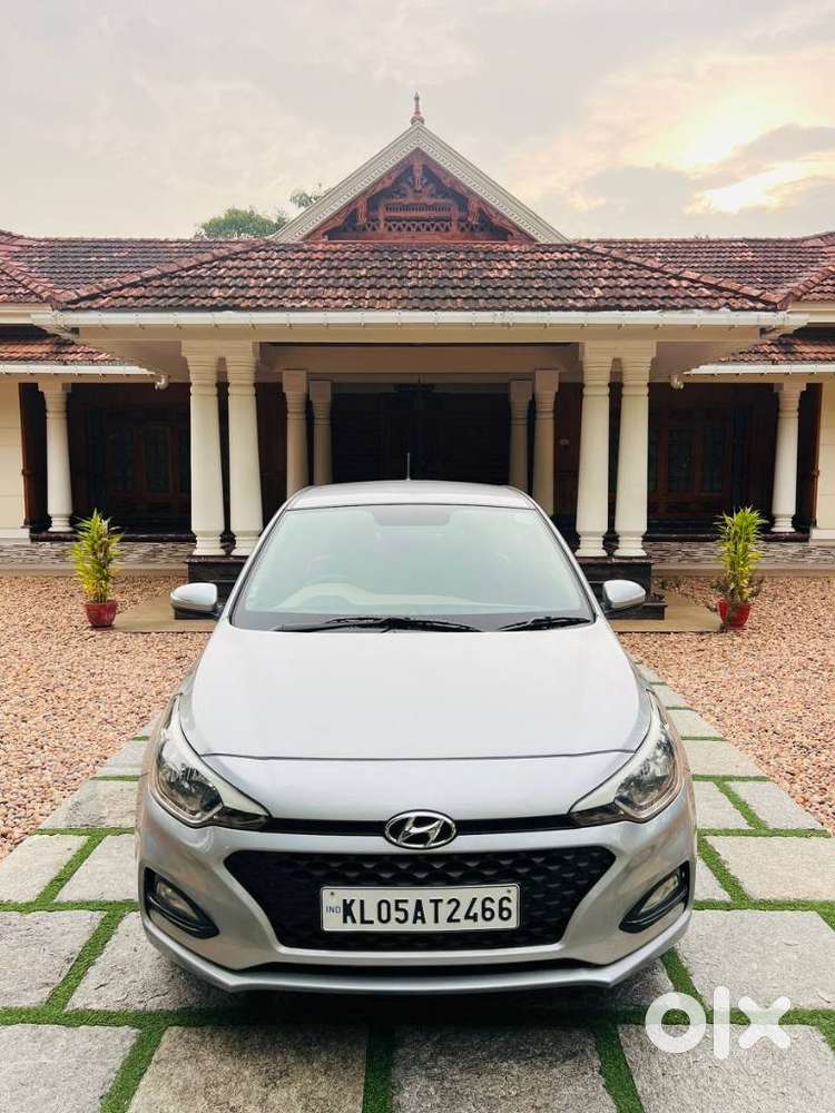 Hyundai I20 Petrol Cvt Asta, 2018, Petrol