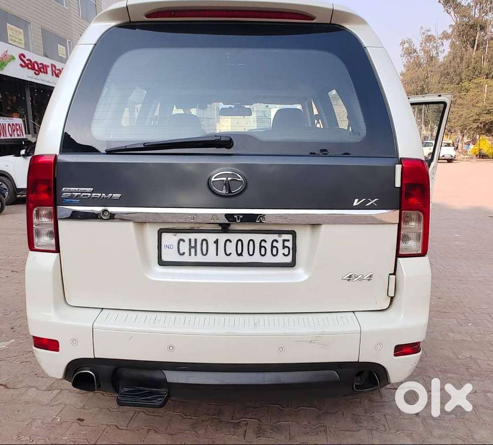 Tata Safari Storme 2017 Diesel 145000 Km Driven