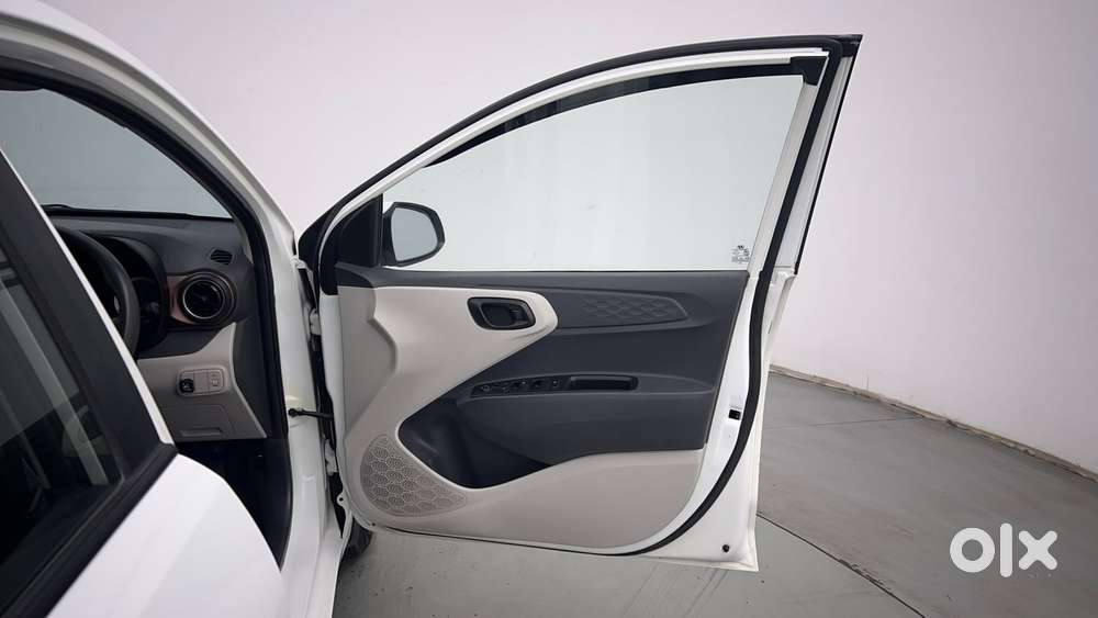 Hyundai Aura [2023-ongoing] 1.2 S Petrol Manual, 2020, Petrol