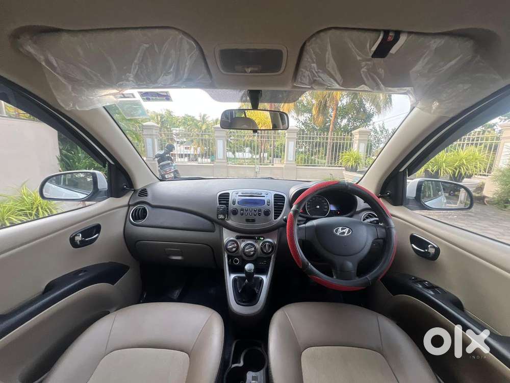Hyundai I10 Sportz, 2015, Petrol