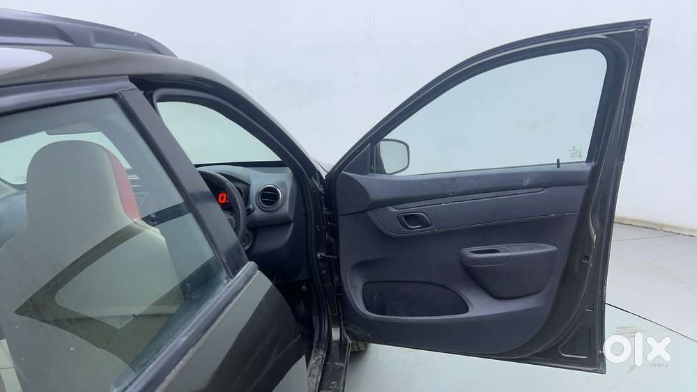 Renault Kwid 1.0 Rxt, 2016, Petrol