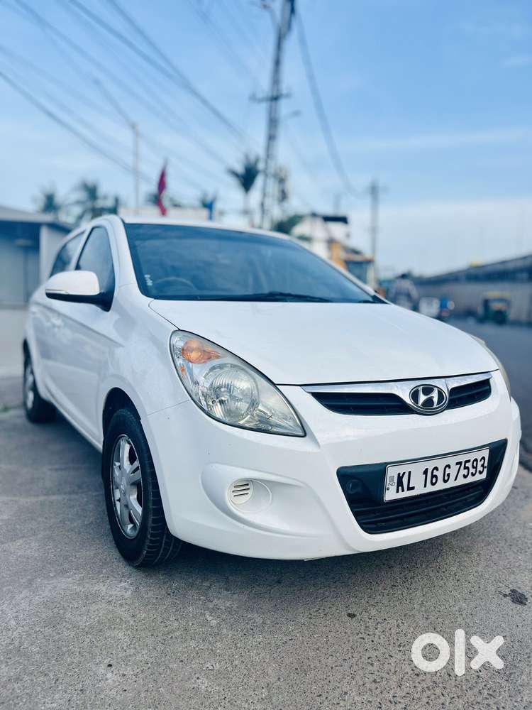 Hyundai I20 Sportz Option 1.4 Crdi, 2011, Diesel