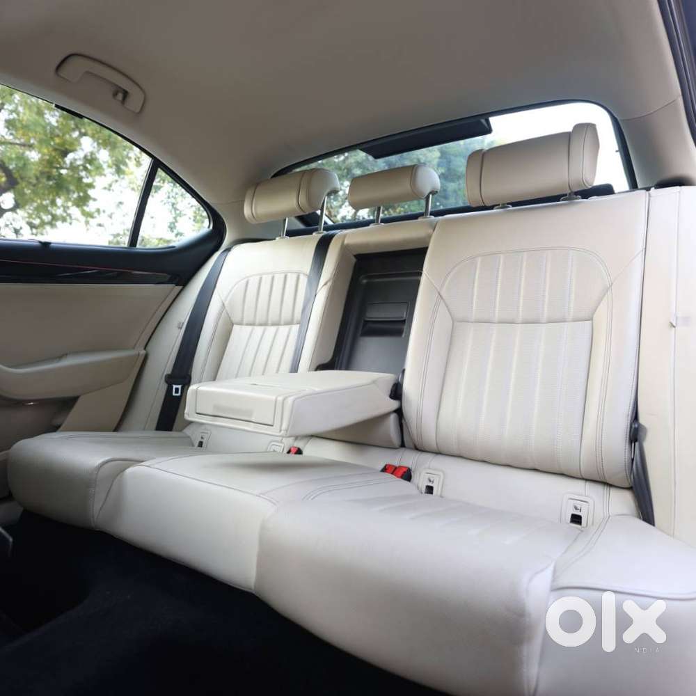 Skoda Superb 2.0 L&k Tsi At, 2021, Petrol