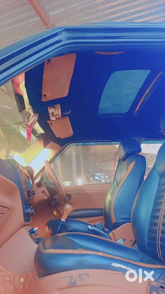 Mahindra Tuv 300 2018