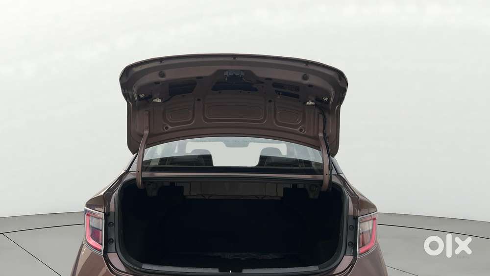 Hyundai Aura Sx Plus Automatic, 2021, Petrol