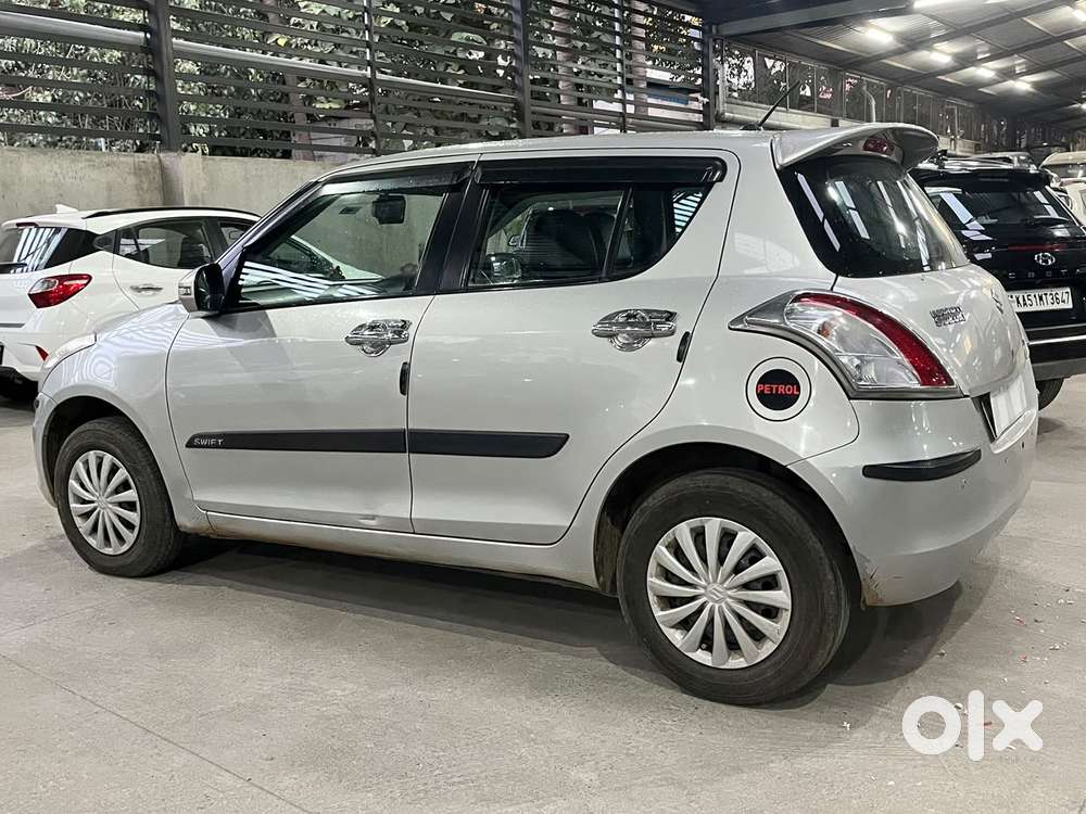 Maruti Suzuki Swift 1.2 Vxi (o), 2017, Petrol