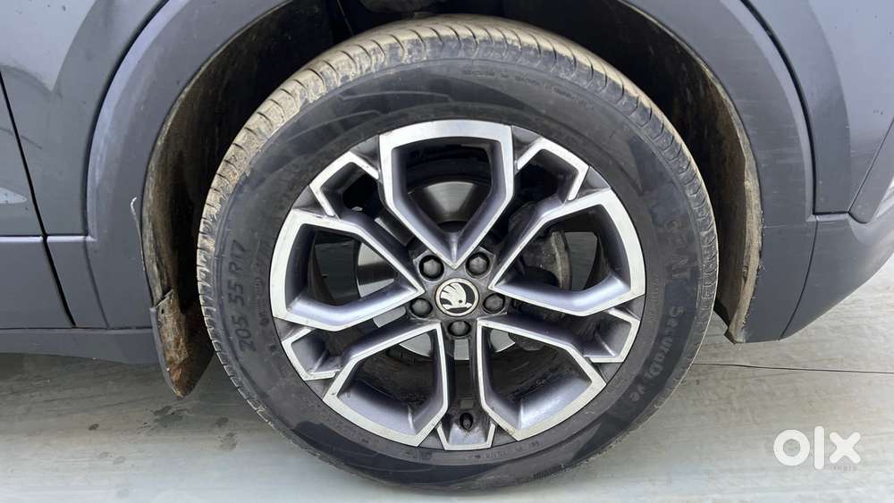 Skoda Kushaq Style 1.0l Tsi Mt, 2023, Petrol