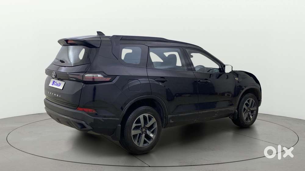 Tata Safari 2.0 Kryotec Xza Plus (o) Red Dark Edition, 2023, Diesel