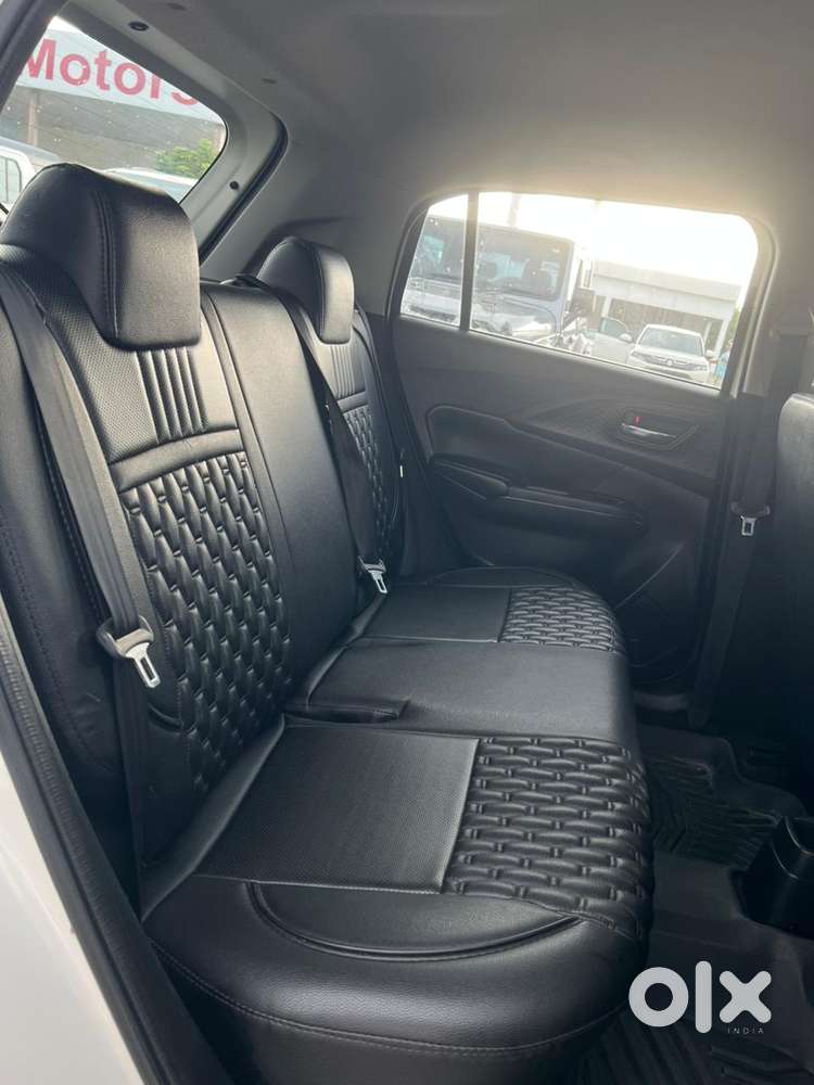 Maruti Suzuki Swift Vxi + Manual, 2024, Petrol