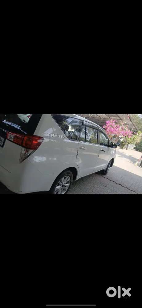 Toyota Innova Crysta 2018 Diesel 284000 Km Driven