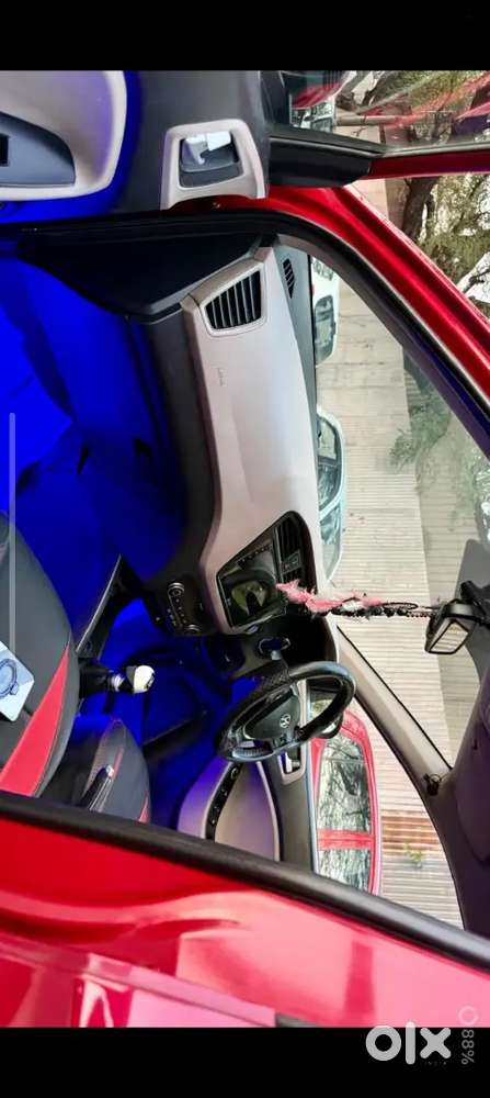 I20 Asta Cng+petrol In Very Good Condition