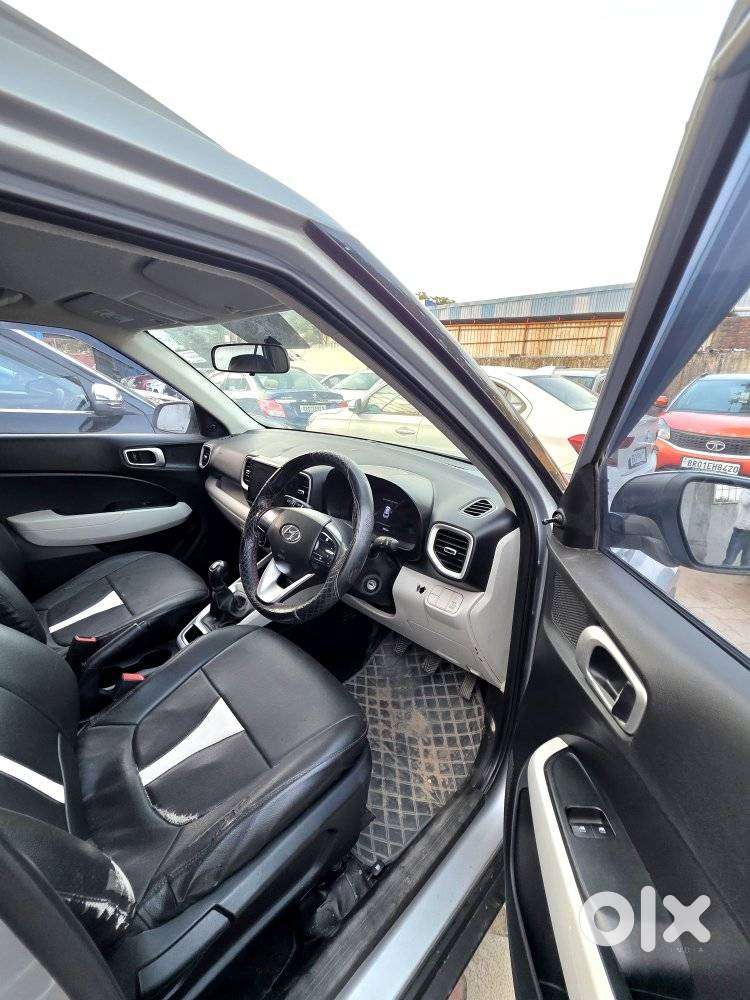 Hyundai Venue S Plus Mt 1.2 Kappa, 2024, Petrol