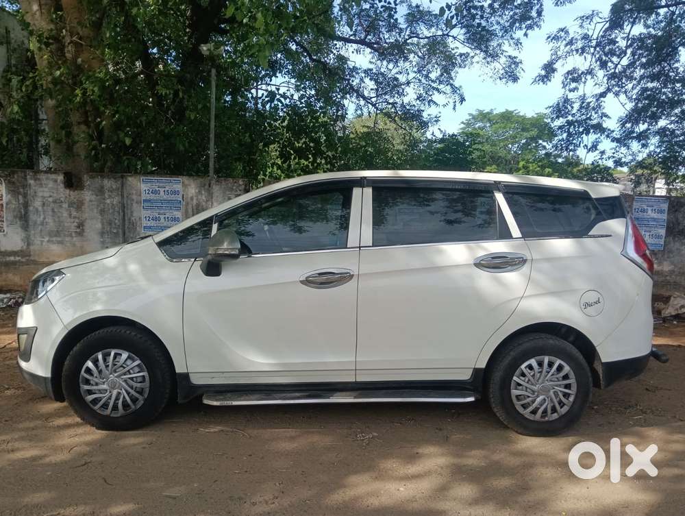 Mahindra Marazzo M2, 2018, Diesel