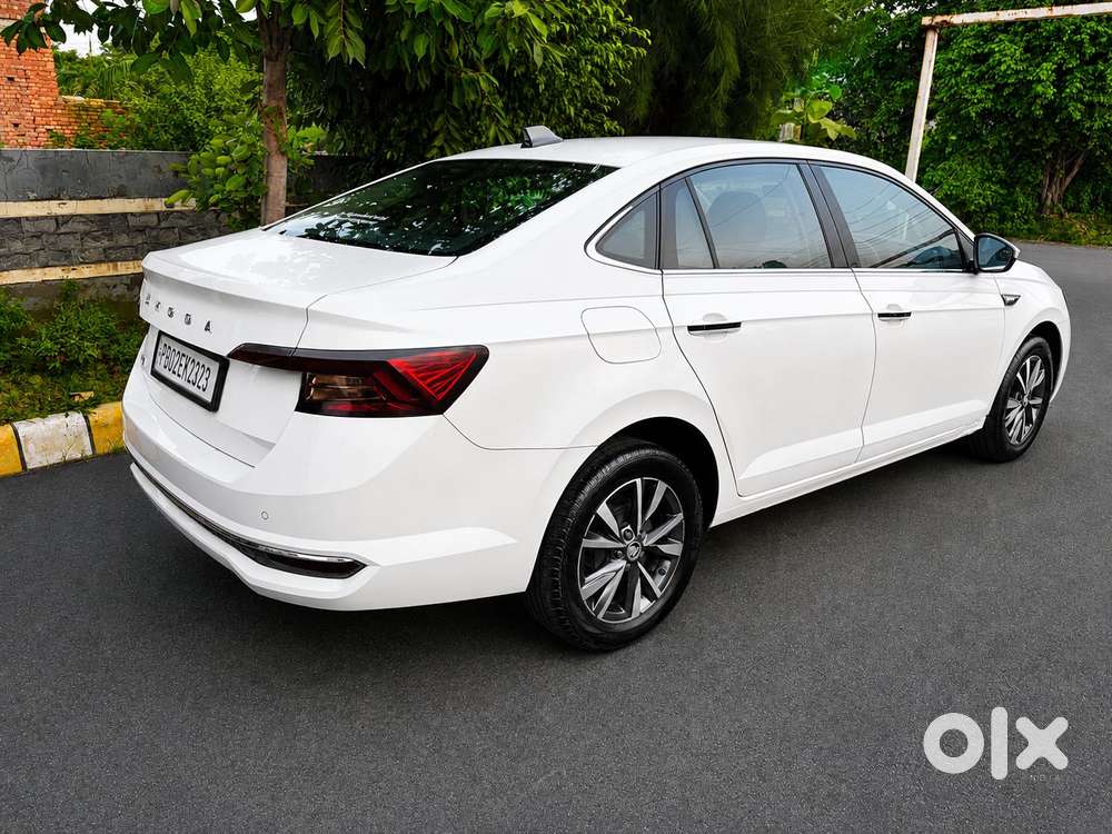 Skoda Slavia Style 1.0l Tsi Mt, 2023, Petrol