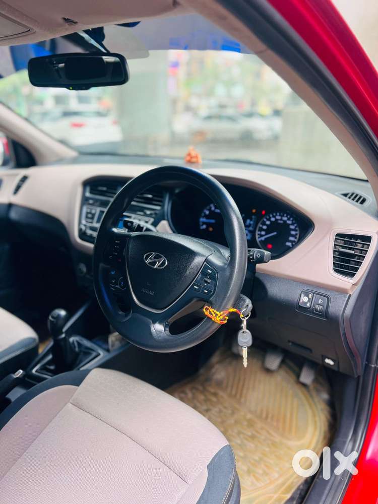 Hyundai Elite I20 Sportz (o) 1.2, 2016, Petrol