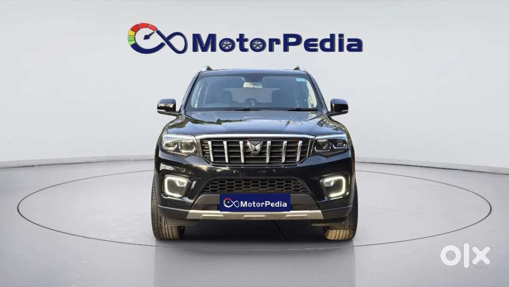 Mahindra Scorpio N Z8 Petrol At 7 Str, 2025, Petrol