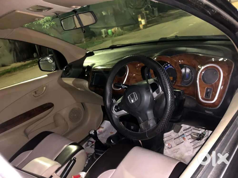 2nd Owner Honda Mobilo 1,5
Diesel 
Avrg 24
22 On Ac 
All Working Ac Ev