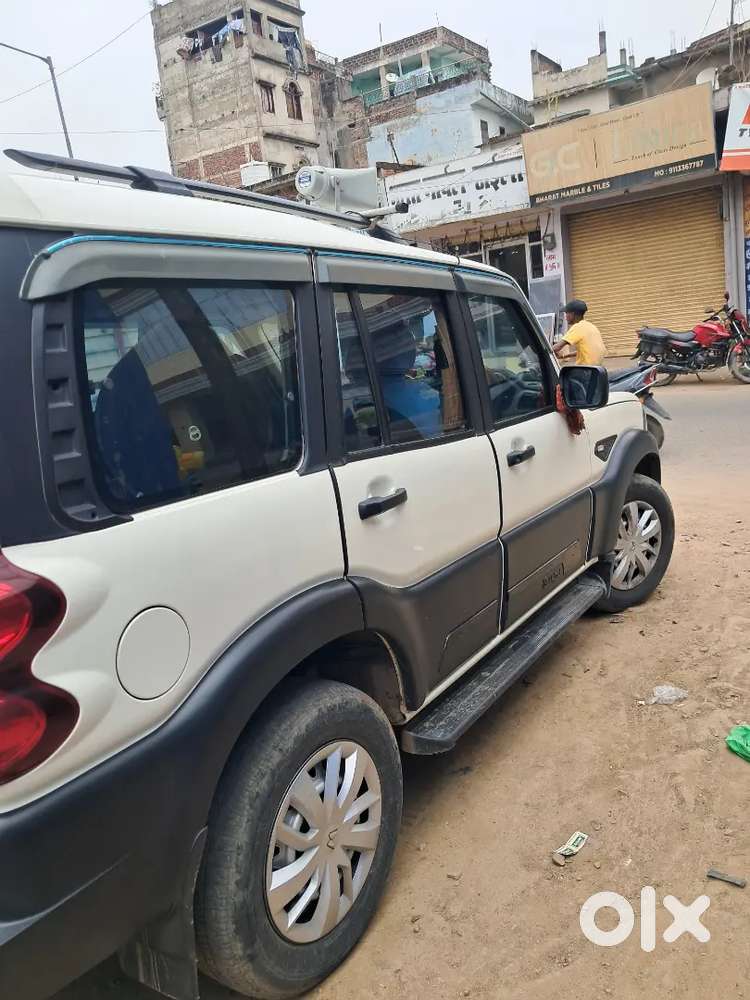 Mahindra Scorpio Classic 2023