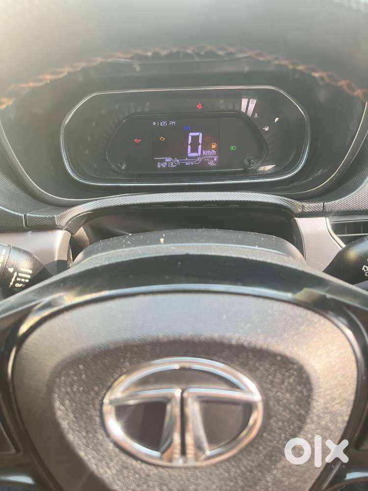 Tata Nexon 1.5 Revotorq Xm (s), 2021, Diesel