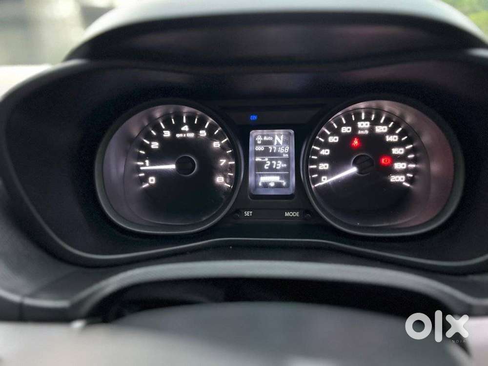 Tata Nexon 1.2 Revotron Xma, 2018, Petrol