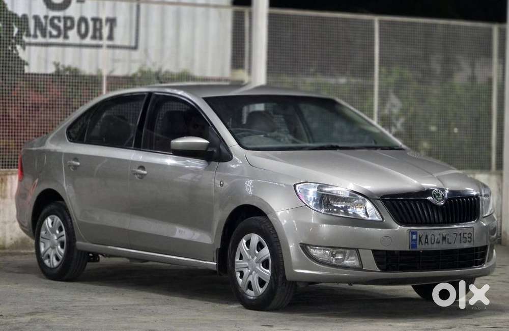 Skoda Rapid 1.6 Tdi Ambition Plus, 2013, Diesel