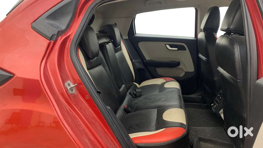 Tata Altroz 1.2 Xza Plus, 2022, Petrol