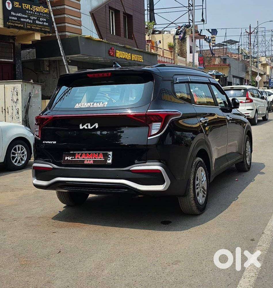 Kia Carens, 2024, Petrol