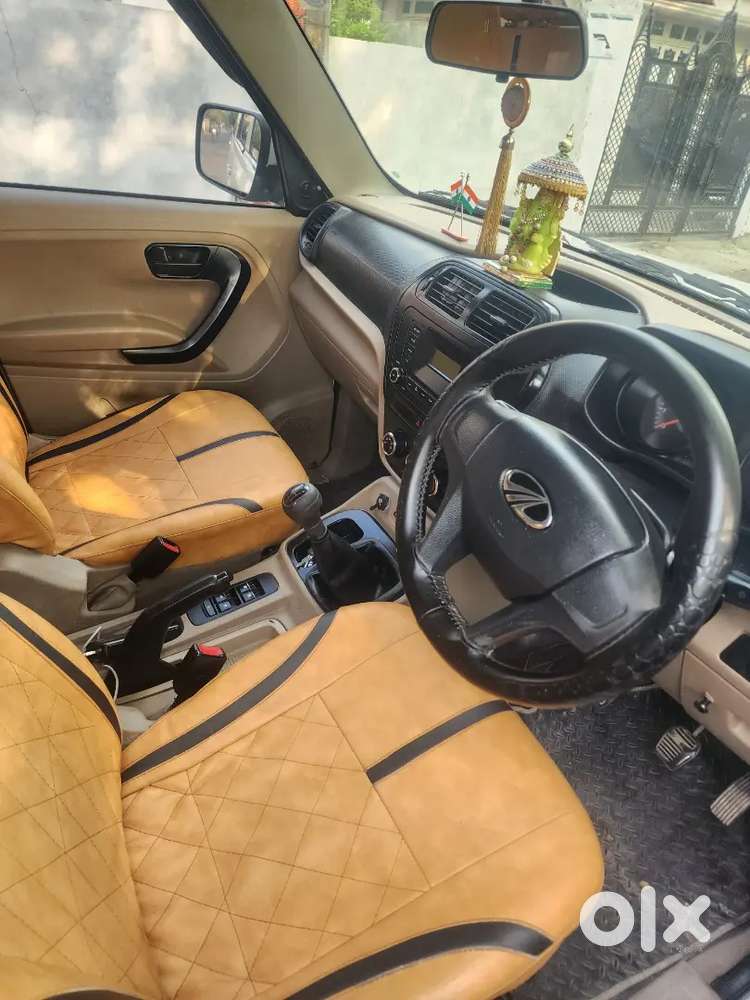 Mahindra Tuv 300 2017 Diesel 1st Owner