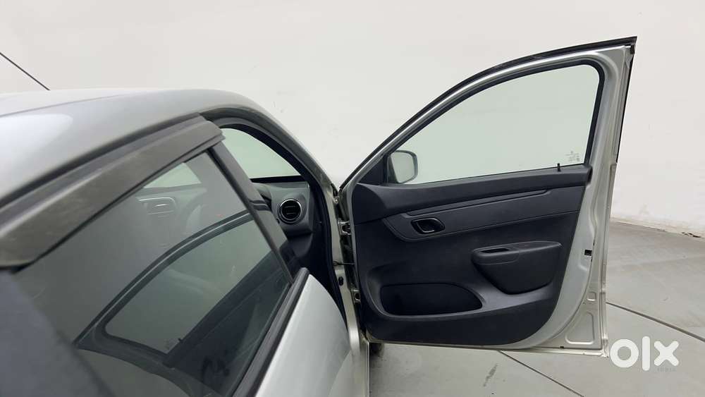 Renault Kwid 1.0 Rxt Amt, 2016, Petrol