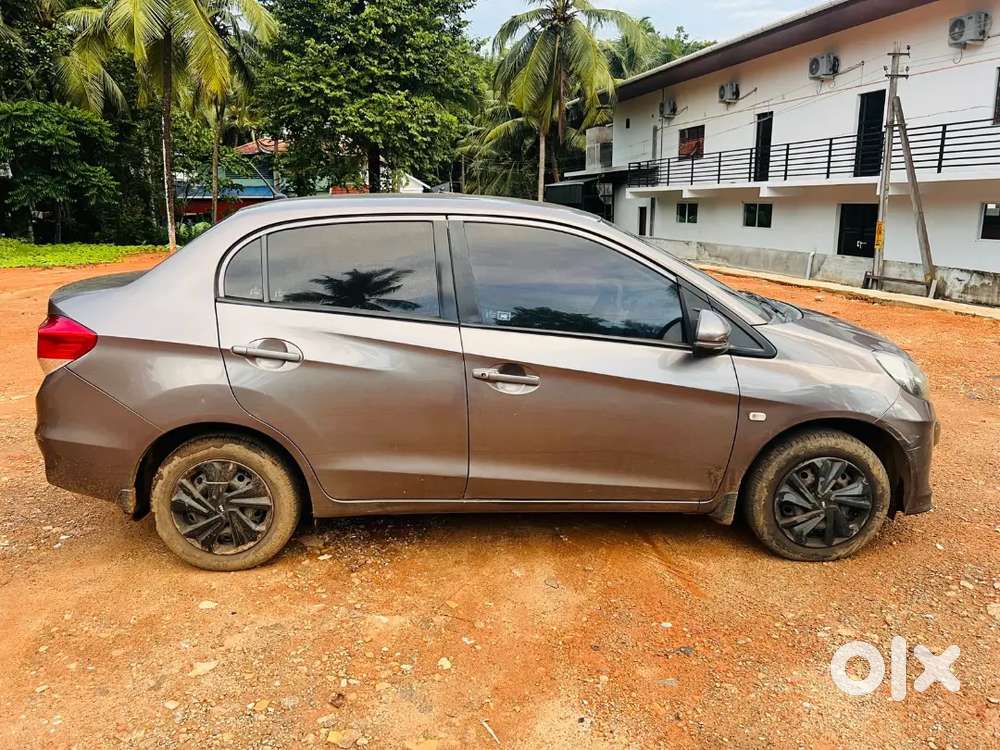 Honda Amaze 2013 Diesel 130000 Km Driven