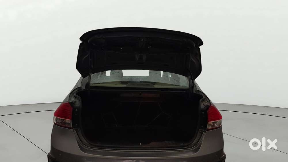 Maruti Suzuki Ciaz Zxi, 2016, Petrol