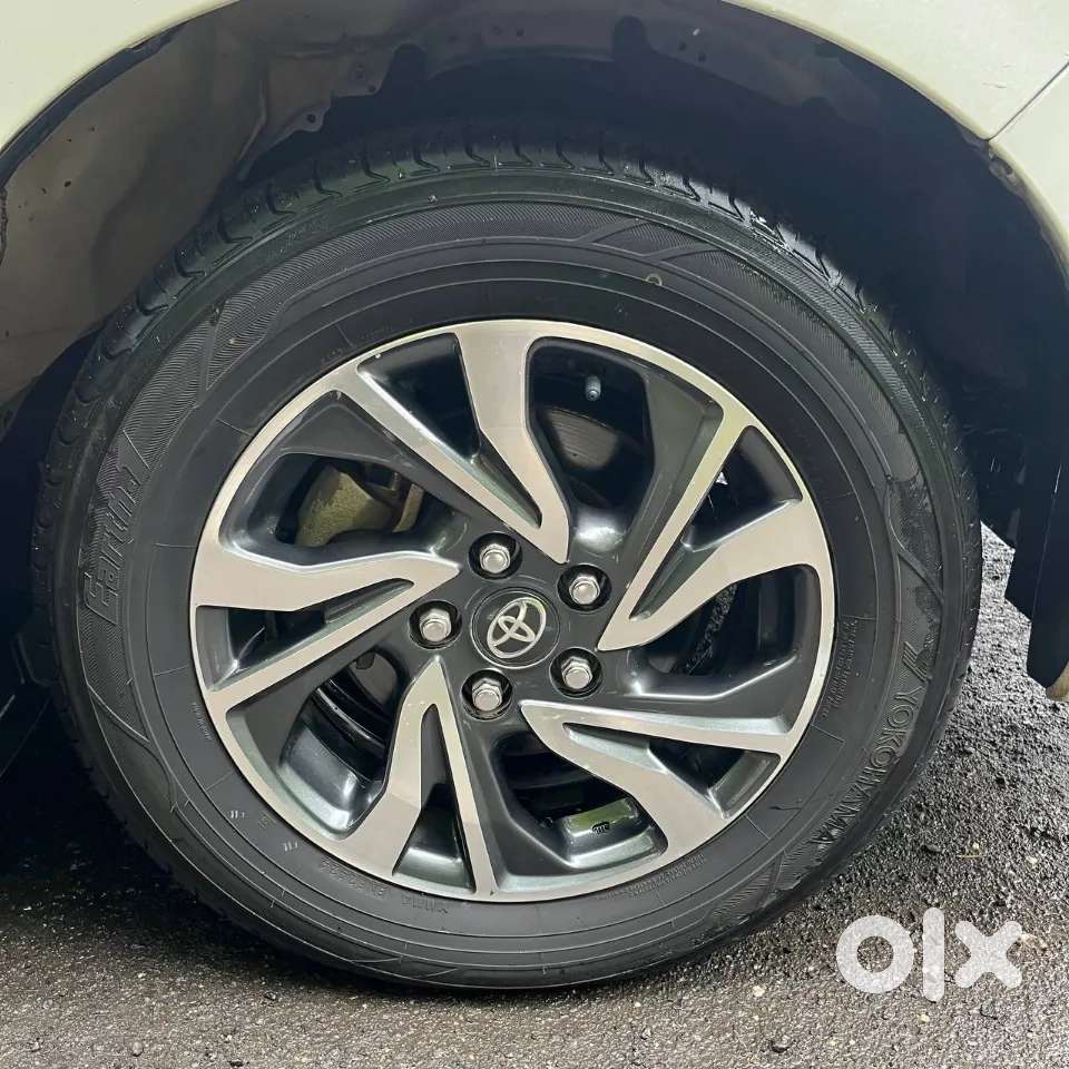 Toyota Innova Crysta [ ] 2.4 Gx At 7 Str, 2021, Diesel