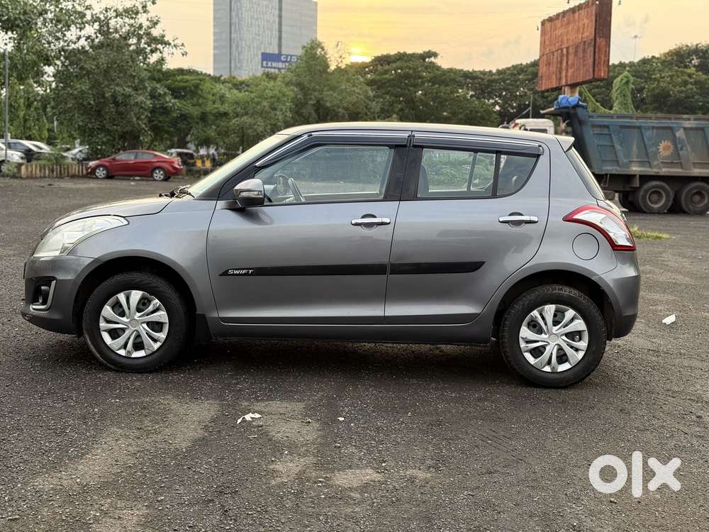 Maruti Suzuki Swift Vxi With Abs, 2015, Petrol